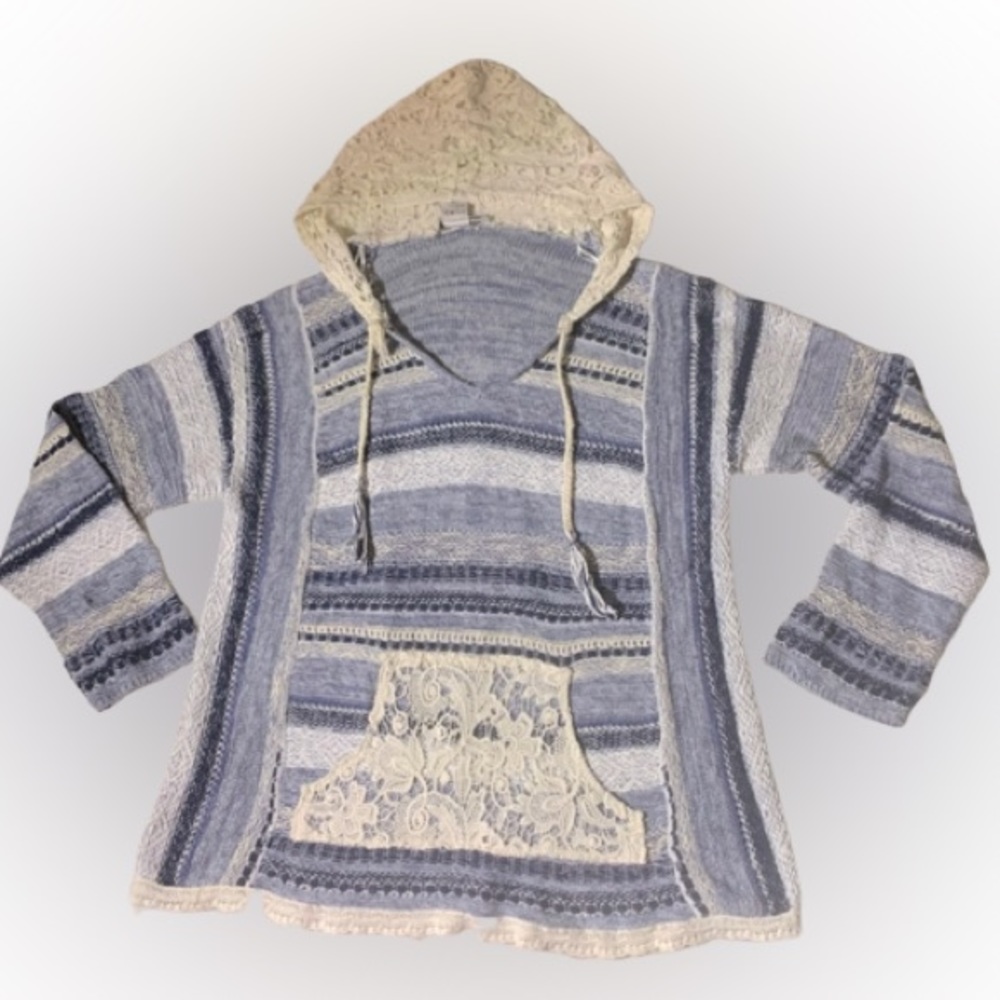 American Rag Blue and white Poncho with Cream Lace Women Size 1X
